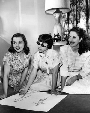 Actresses Laura Elliot and Virginia O'Brien with Paramount designer Edith Head (1907-1981) c. 1950 Actresses Laura Elliot and Virginia O'Brien with Paramount designer Edith Head (1907-1981) c. 1950