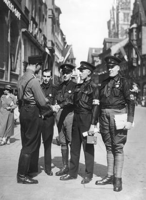 British Union of Fascists, c.1932-39 (b/w photo) British Union of Fascists, c.1932-39 (b/w photo)