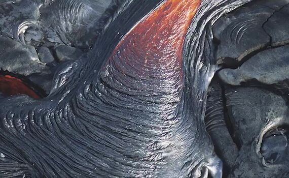 Learn About The Two Main Types Of Hawaiian Volcano Lava: Pahoehoe And ...